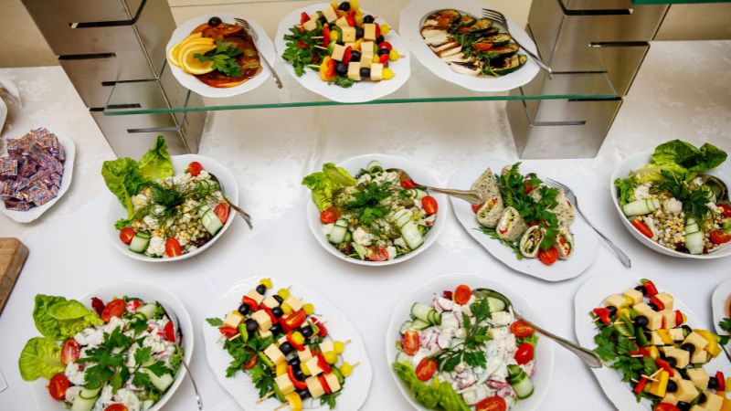 10 Healthy Catering Menu Options for Events